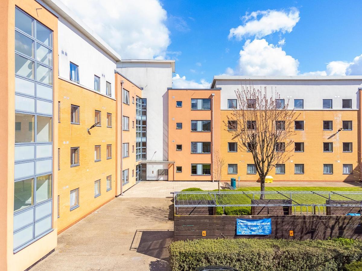 Vibrant Ensuite Rooms, Hatfield - Sk Exteriör bild